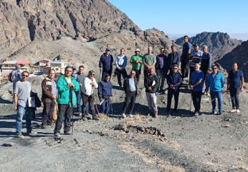 برگزاری برنامه کوهنوردی به مناسبت گرامیداشت روز جهانی مربی